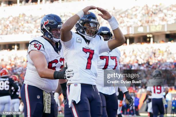 Stroud of the Houston Texans celebrates after scoring a touchdown in the fourth quarter against the Cincinnati Bengals at Paycor Stadium on November...