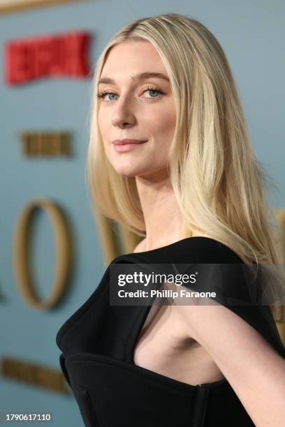 Elizabeth Debicki attends Netflix's ''The Crown'' S6 LA Premiere on November 12, 2023 in Los Angeles, California.