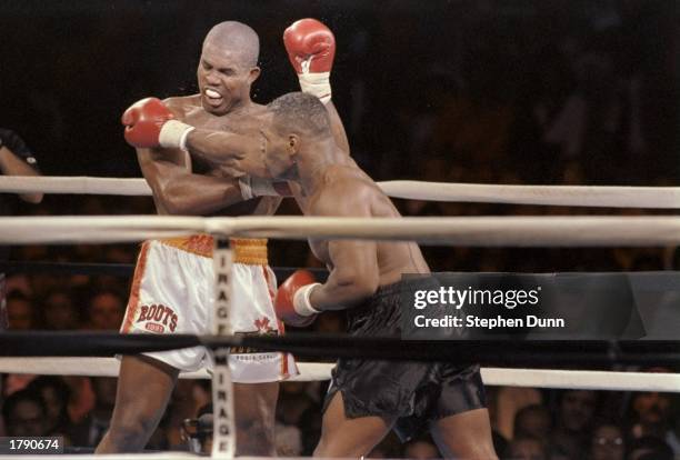 Donovan Razor Ruddock Early 303 Donovan Razor Ruddock Photos & High Res Pictures - Getty Images