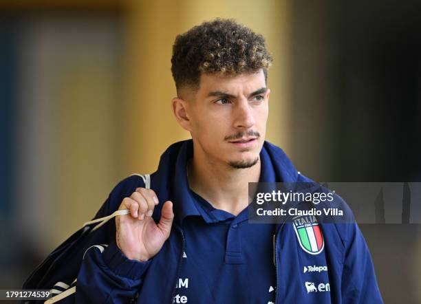 Giovanni Di Lorenzo of Italy arrives before the training session at Centro Tecnico Federale di Coverciano on November 13, 2023 in Florence, Italy.