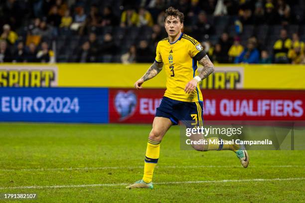 Sweden's Victor Lindelof during the UEFA EURO 2024 European qualifier match between Sweden and Estonia at Friends Arena on November 19, 2023 in...