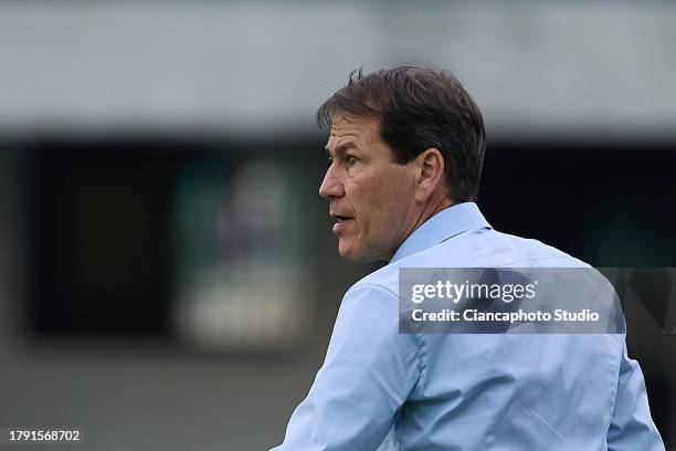 Rudi Garcia, Head Coach of Napoli SSC looks on during the Serie A TIM match between Hellas Verona FC and SSC Napoli at Stadio Marcantonio Bentegodi...