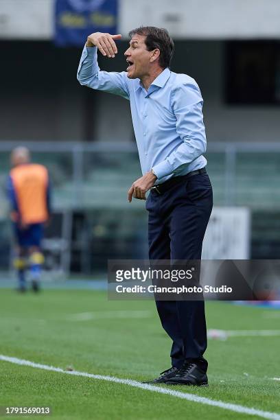 Rudi Garcia, Head Coach of Napoli SSC gestures during the Serie A TIM match between Hellas Verona FC and SSC Napoli at Stadio Marcantonio Bentegodi...