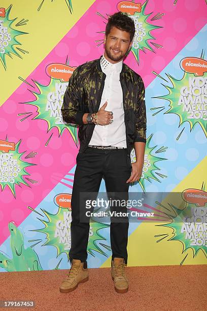 Andres Mercado arrives at Kids Choice Awards Mexico 2013 at Pepsi Center WTC on August 31, 2013 in Mexico City, Mexico.