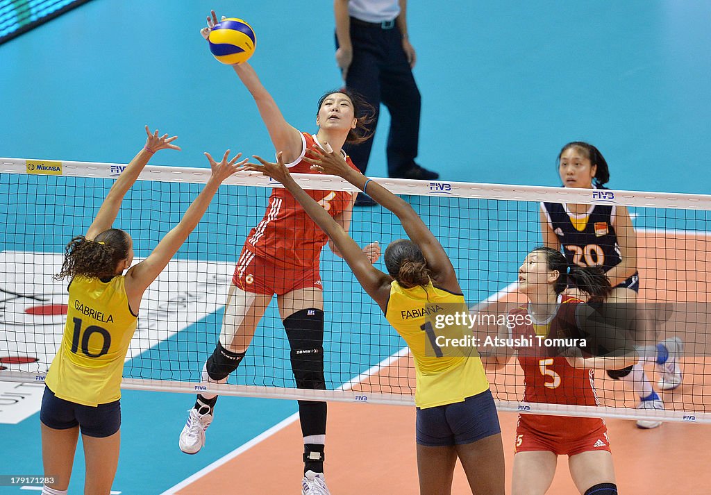 China v Brazil - FIVB World Grand Prix Sapporo 2013 Day 5