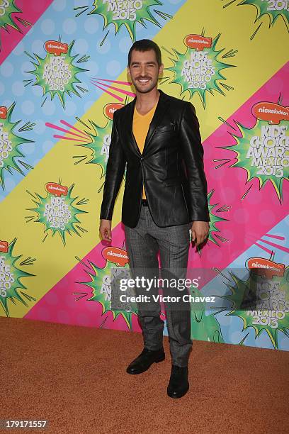 Manuel Balbi arrives at Kids Choice Awards Mexico 2013 at Pepsi Center WTC on August 31, 2013 in Mexico City, Mexico.