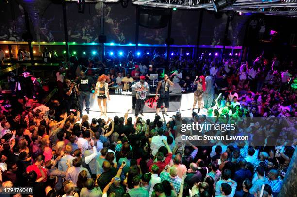 Brisc Rapper 35 Brisco (Rapper) Stock Photos, High-Res Pictures, and Images - Getty ...