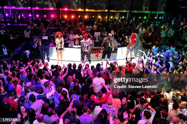 Brisc Rapper 17 Brisco (Rapper) Stock Photos, High-Res Pictures, and Images - Getty ...