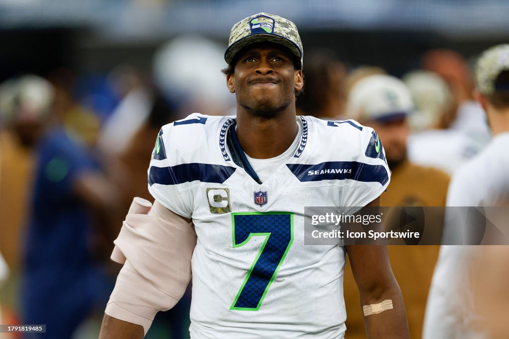 NFL: NOV 19 Seahawks at Rams