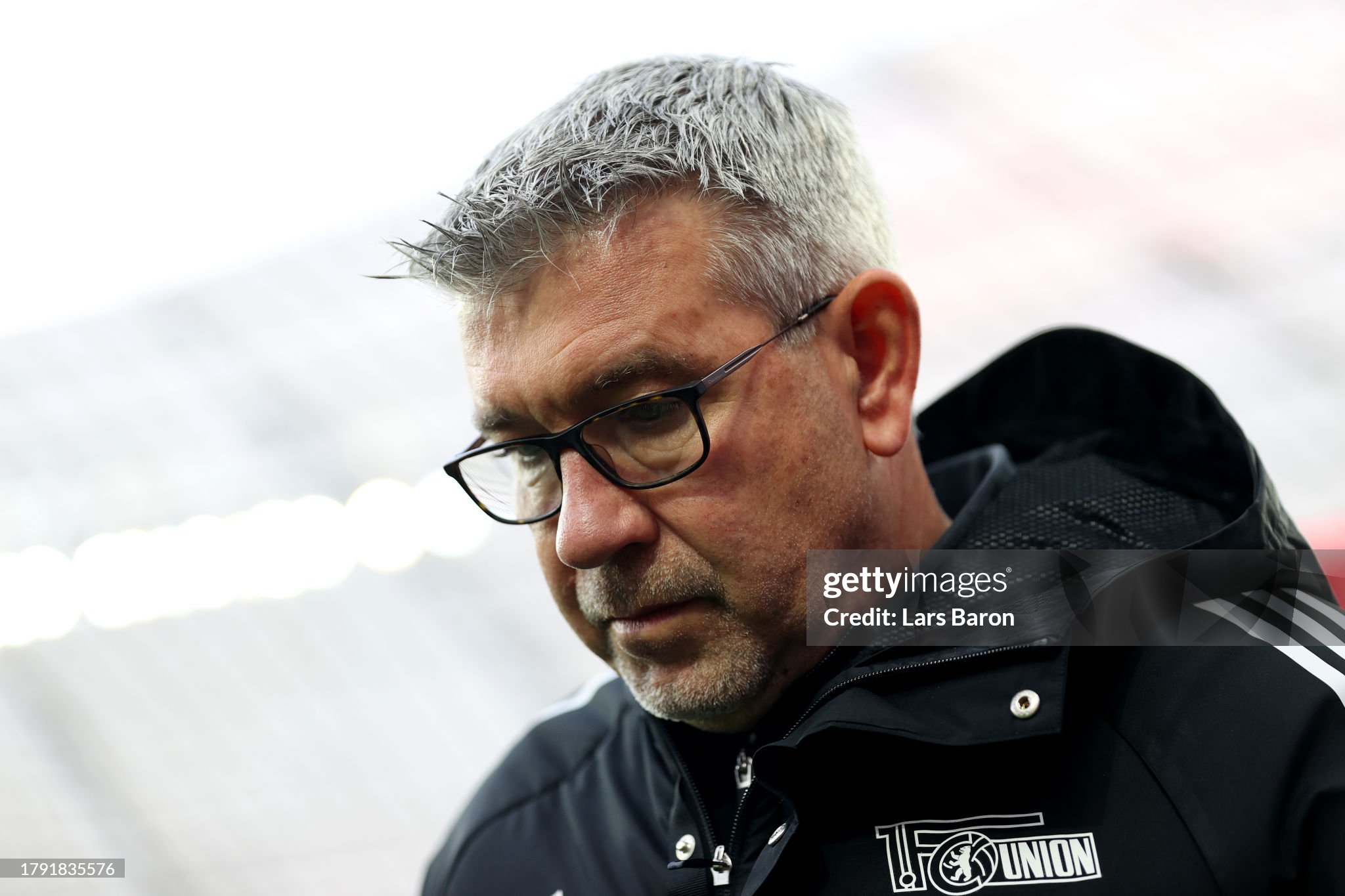 Dramatic series costs successful coach Fischer his job at Union Berlin