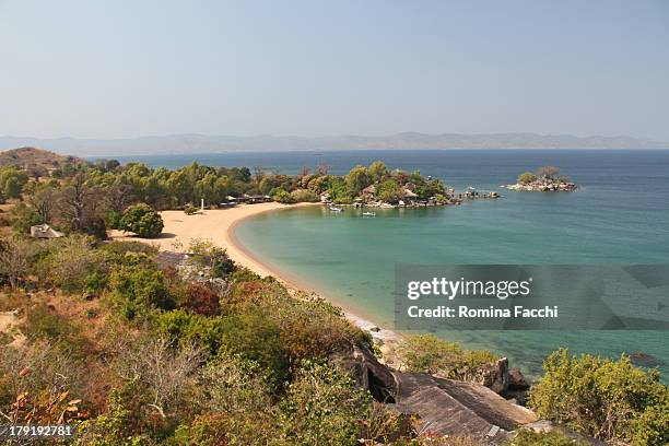 lake malawi - see lake malawi stock-fotos und bilder