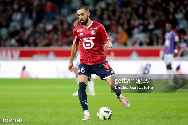 Nabil Bentaleb of Lille in action during the Ligue 1 Uber Eats match between Lille OSC and Toulouse FC at Stade Pierre-Mauroy on November 12, 2023 in...