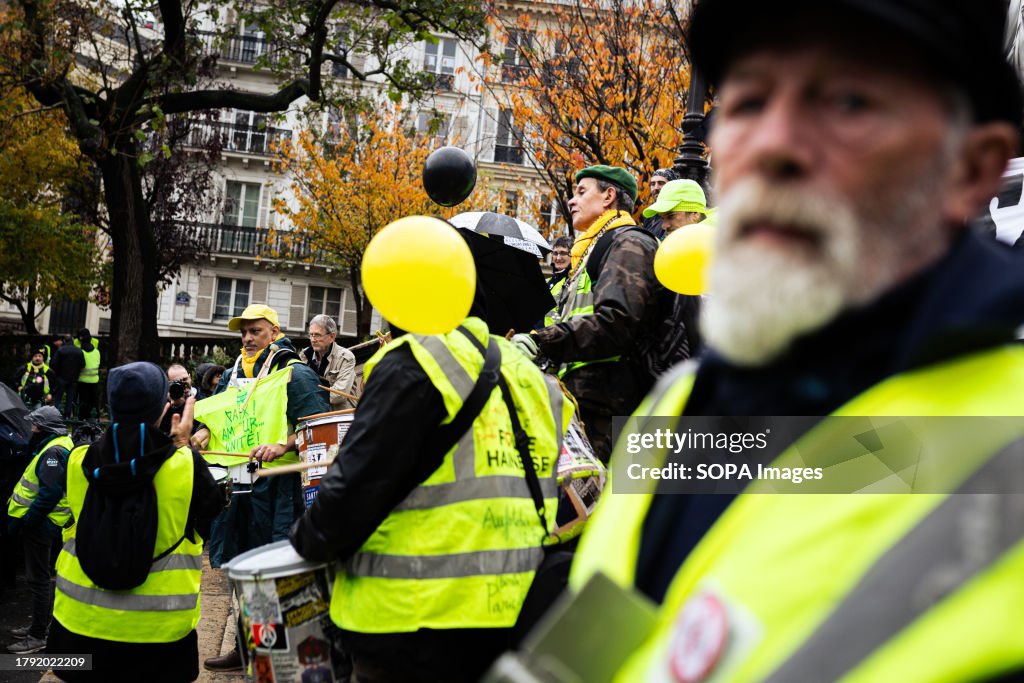 Yellow Vests protesters gather during the movement's fifth...