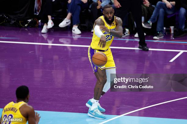 LeBron James of the Los Angeles Lakers passes the ball during the second half of the In-Season Tournament game against the Phoenix Suns at Footprint...