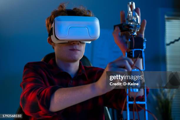 engineer - simulation lab stock pictures, royalty-free photos & images