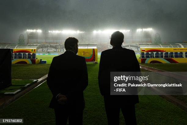 Play is suspended due to thunderstorm warnings during the FIFA U-17 World Cup Group D match between Senegal and Poland at Si Jalak Harupat Stadium on...