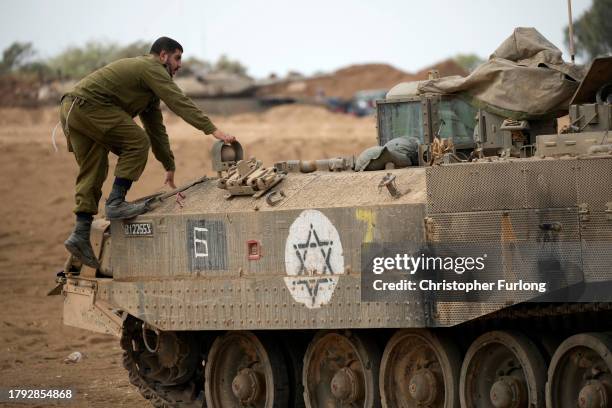 Israel Engineer 689 Israeli Combat Engineering Stock Photos, High-Res Pictures, and ...