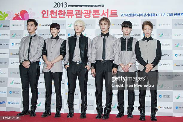 Yoon Du-Jun, Yang Yo-Seop, Jang Hyun-Seung, Son Dong-Woon, Yong Jun-Hyung and Lee Gi-Kwang of South Korean boy band Beast attend the "2013 Incheon...