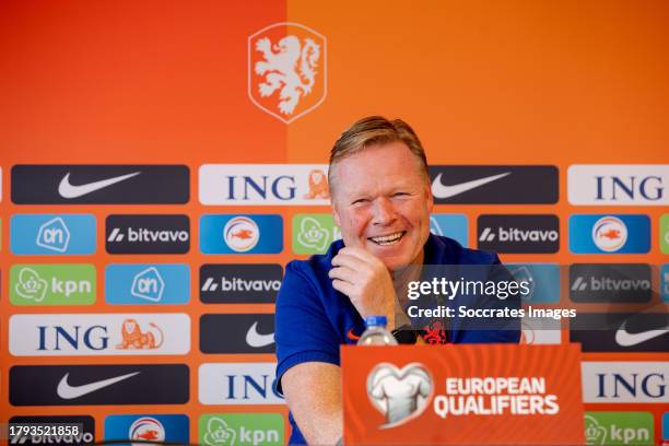 Coach Ronald Koeman of Holland during the Training MenPress Conference Holland at the Estadio Algarve on November 20, 2023 in Loule Portugal