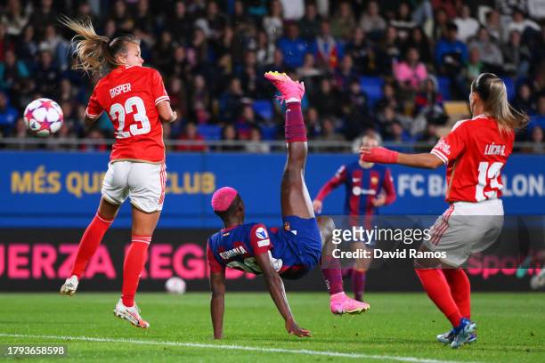 Asisat Oshoala of FC Barcelona scores the team's fifth goal during the UEFA Women's Champions League group stage match between FC Barcelona and SL...