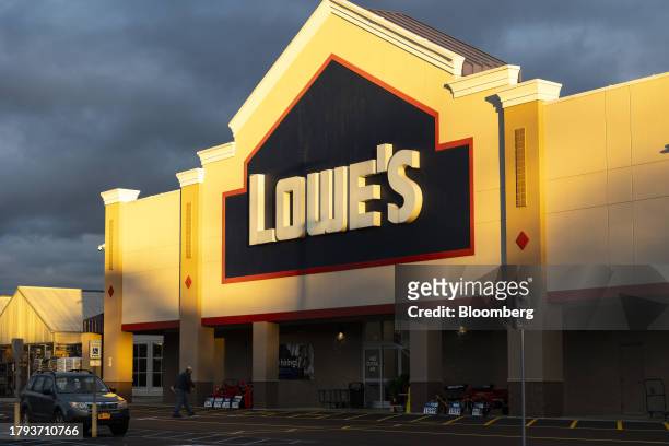 Lowe's store in Albany, New York, US, on Tuesday, Nov. 14, 2023. Lowe's Cos. Is expected to release earnings figures on November 21. Photographer:...