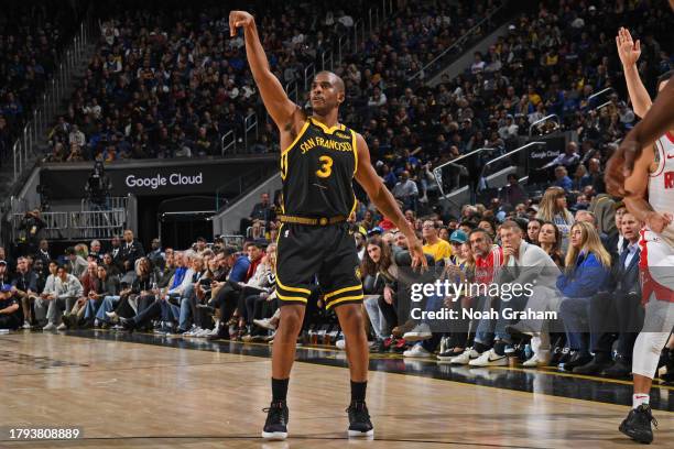 Chris Paul of the Golden State Warriors celebrates during the game against the Houston Rockets on November 20, 2023 at Chase Center in San Francisco,...