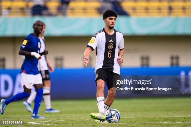 Fayssal Harchaoui of Germany passes the ball during FIFA U-17 World Cup Round of 16 match between Germany and USA at Si Jalak Harupat Stadium on...