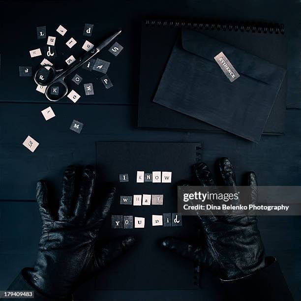 blackmailer - luva preta imagens e fotografias de stock