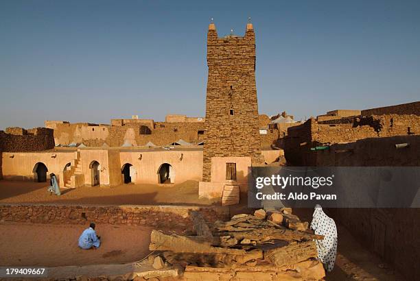 mauritania, adrar, chinguetti, mosque - モーリタニア ストックフォトと画像