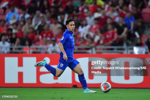 Supachok 18,205 Singapore National Stadium Photos & High Res Pictures - Getty Images