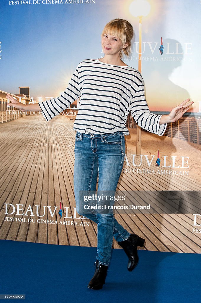 'Lily' Photocall - the 39th Deauville Film Festival