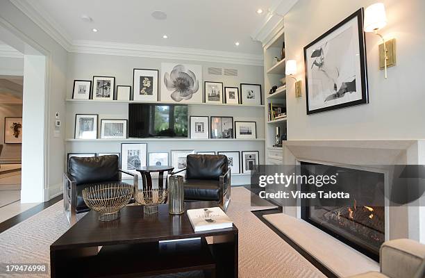 48 Princess Margaret Cancer Centre Stock Photos, High-Res Pictures, and ...
