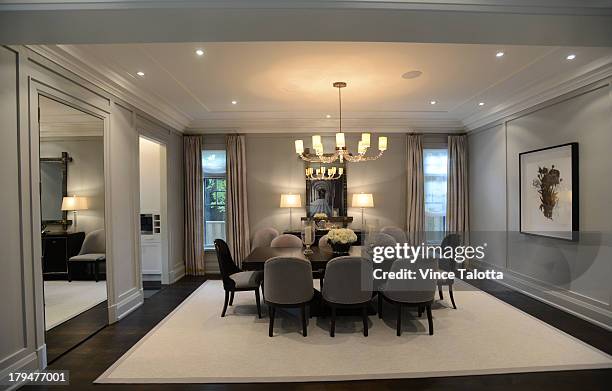 48 Princess Margaret Cancer Centre Stock Photos, High-Res Pictures, and ...