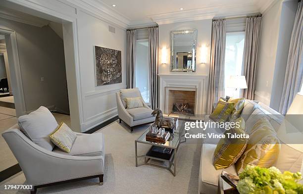 34 Gluckstein Design Photos & High Res Pictures - Getty Images