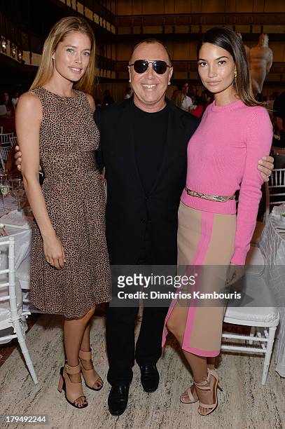 Doutzen Kroes, designer Michael Kors, and Lily Aldridge attend The Couture Council of The Museum at the Fashion Institute of Technology hosted...