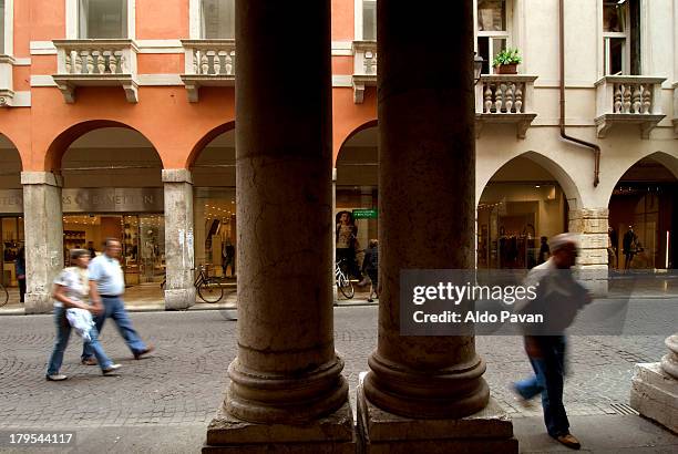 italy, vicenza, corso palladio, arcades - vicenza stock pictures, royalty-free photos & images