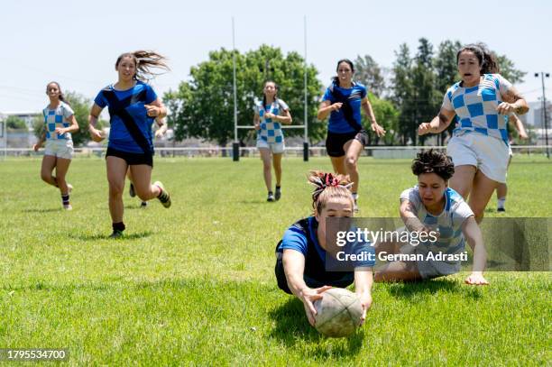 rugby femenino - argentina 7s stock pictures, royalty-free photos & images