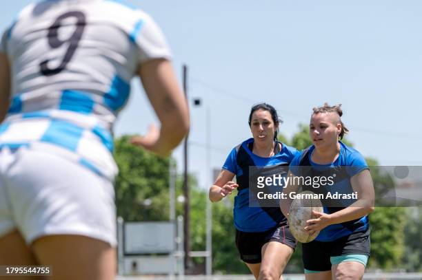 rugby femenino - argentina 7s stock pictures, royalty-free photos & images