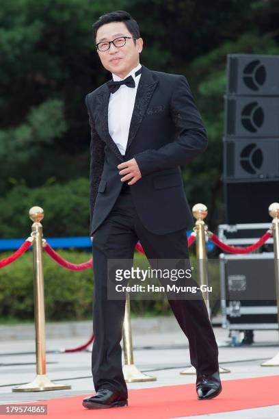 South Korean actor Lee Moon-Shik arrives for photographs at the Seoul International Drama Awards 2013 at National Theater on September 5, 2013 in...