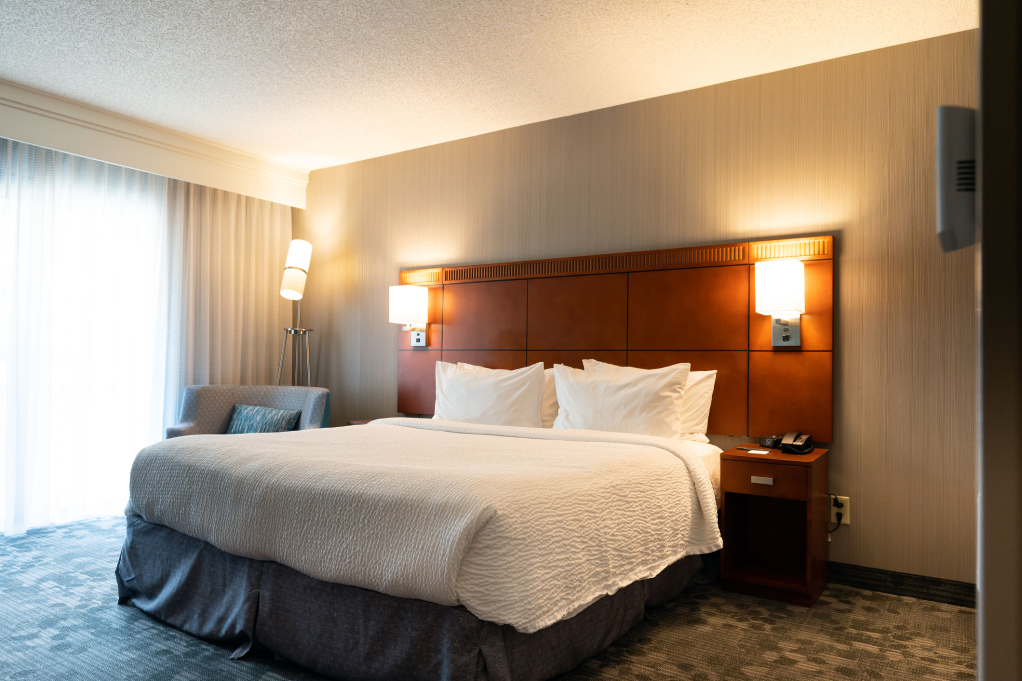 cozy hotel room