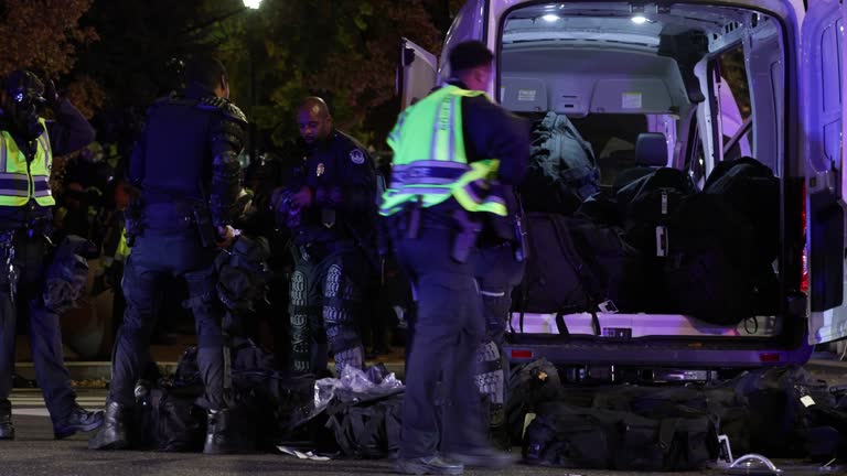 Put Put Riot 25 Us Capitol Police Headquarters Stock Videos, Footage, & 4K Video ...