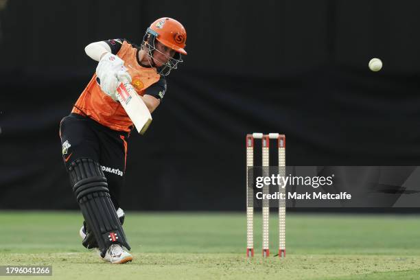 Beth Mooney of the Scorchers bats during the WBBL match between Sydney Sixers and Perth Scorchers at North Sydney Oval, on November 16 in Sydney,...