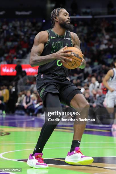 Naji Marshall of the New Orleans Pelicans drives with the ball against the Dallas Mavericks during an NBA In-Season Tournament game at the Smoothie...