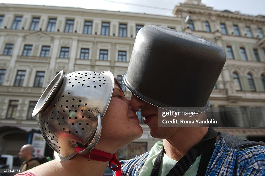 March of the pastafarians in St. Petersburg