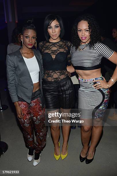 Guest, Bridget Kelly and Elle Varner attend the VEVO And Styled To Rock Celebration Hosted by 'Styled to Rock' Mentor Erin Wasson with Performances...