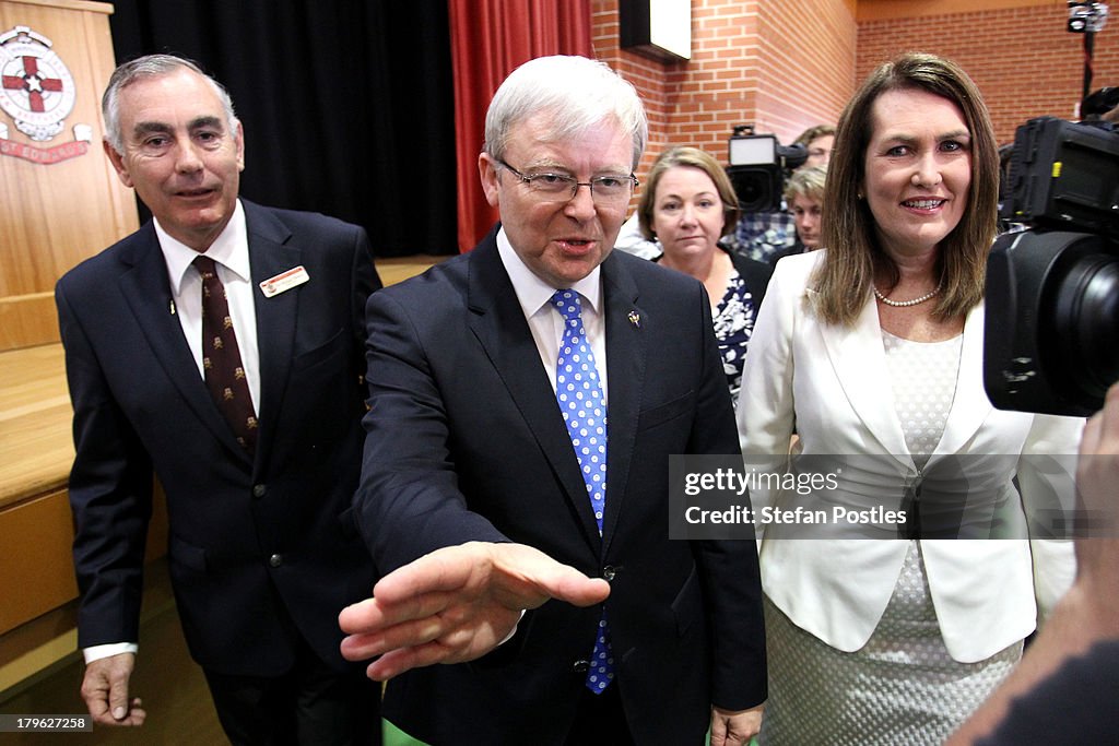 Kevin Ruddc Australian Prime Minister, Kevin Rudd walks with Deb O'Neill, and ...