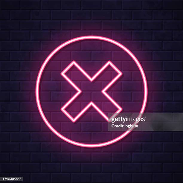 stockillustraties, clipart, cartoons en iconen met cross mark. glowing neon icon on brick wall background - nee zeggen