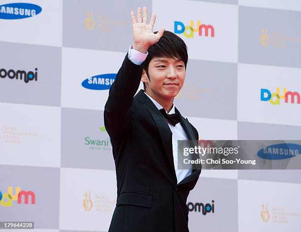 Lee Joon-Gi arrives at the red carpet of the Seoul International Drama Awards 2013 at the National Theater of Korea Main Hall 'Hae' on September 5,...