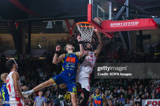 Willie Cauley-Stein of Pallacanestro Varese OpenJobMetis seen in action with John Richard Nunge of Givova Scafati Basket during LBA Lega Basket A...