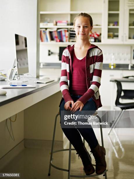 Computer Lab Picture Grlis Girls In A Computer Lab Photos and Premium High Res Pictures - Getty Images